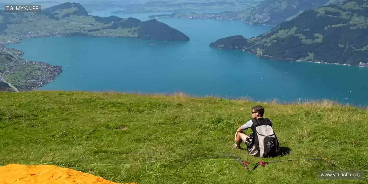 把热爱穿在身上，让世界看见你的态度！👕✨